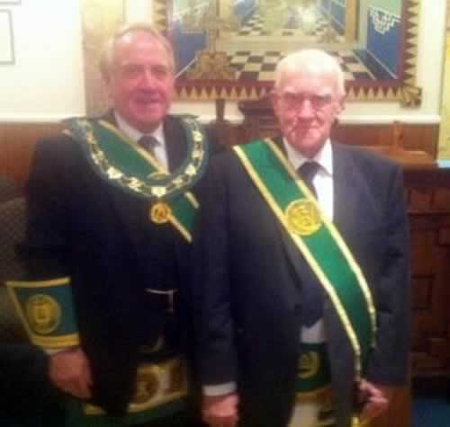Tom Bradley with Bill Robertson Tom Bradley with Bill Robertson