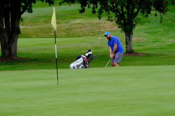 golf-1141F48A5E8-313F-516B-F2EE-14EB66A4BE73.jpg