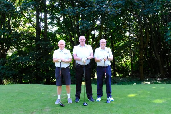 golf-241E559CFC-C9AA-9F4C-30A1-475F2189373C.jpg
