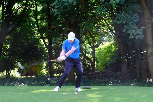 golf-42A1E4E07E-1568-76F9-5DFC-8AC86ED87612.jpg